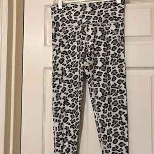 Betsey Johnson leopard capri leggings.